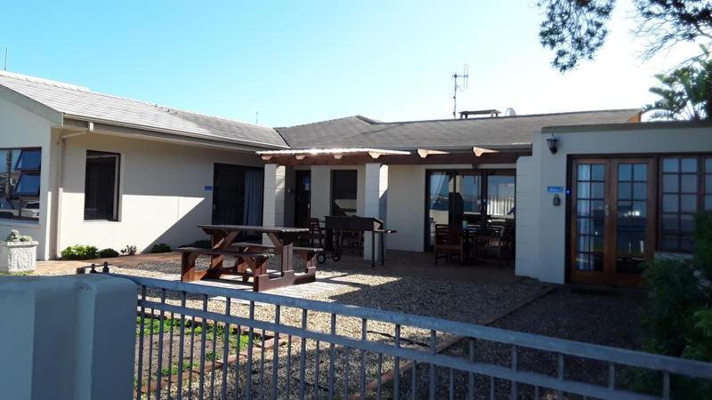 12 on Beach Guest House Saldanha Bay Exterior foto